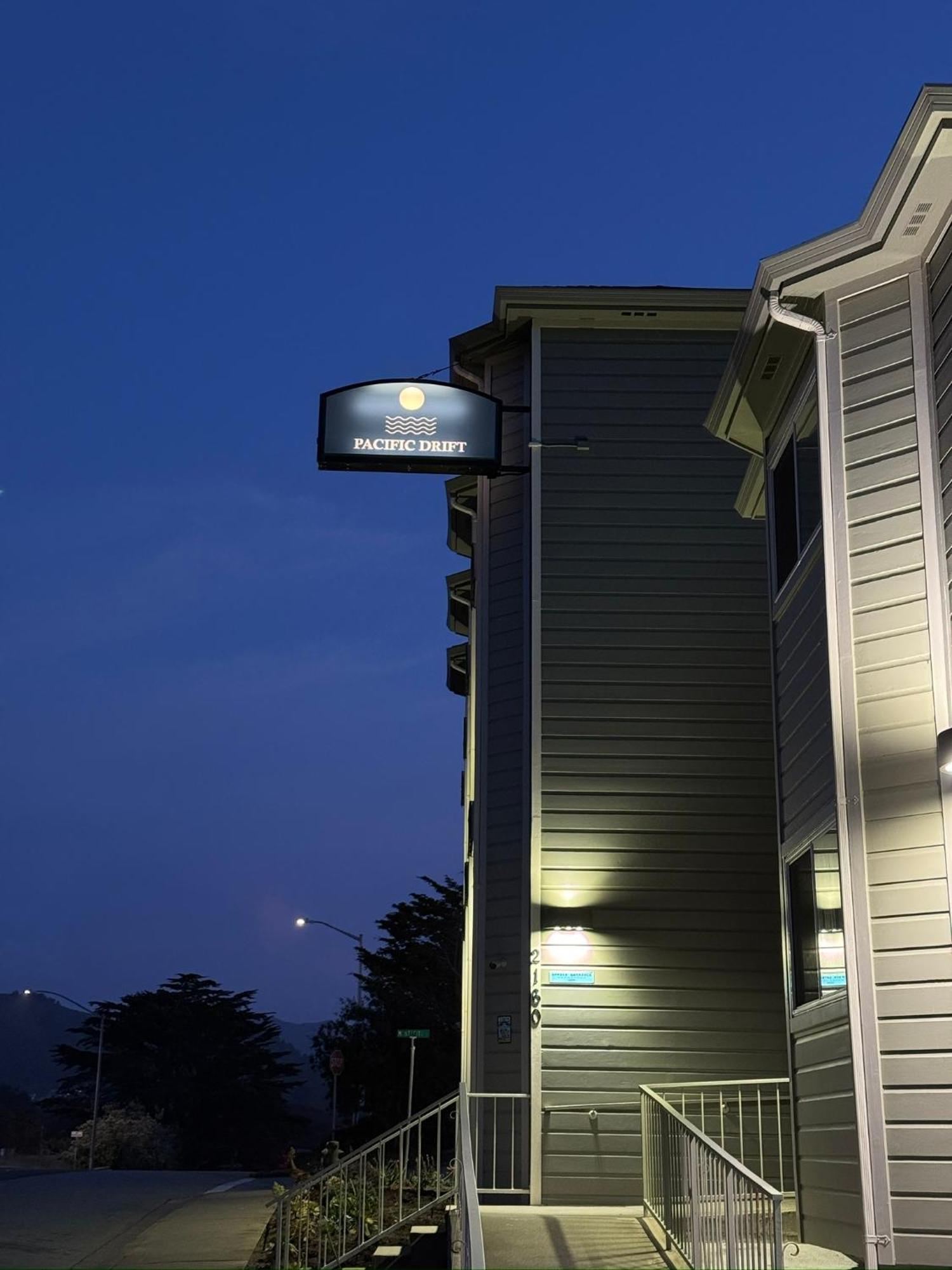 Pacific Drift San Francisco Pacifica Motel Exterior photo